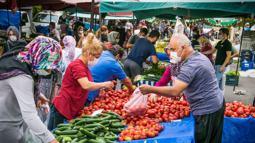 💥15 Ağustos'tan sonra Semt pazarlarına pos cihazı zorunluluğu geliyor!

▪️Bugün POS,
▪️Yarın QR,
▪️Sonra sosyal puan...
▪️Ve nihayetinde “sisteme sadakat” karşılığı alışveriş hakkı!

Ticaretin bile dijital kimliğe bağlandığı bir düzende, özgürlükler değil; onaylı işlemler