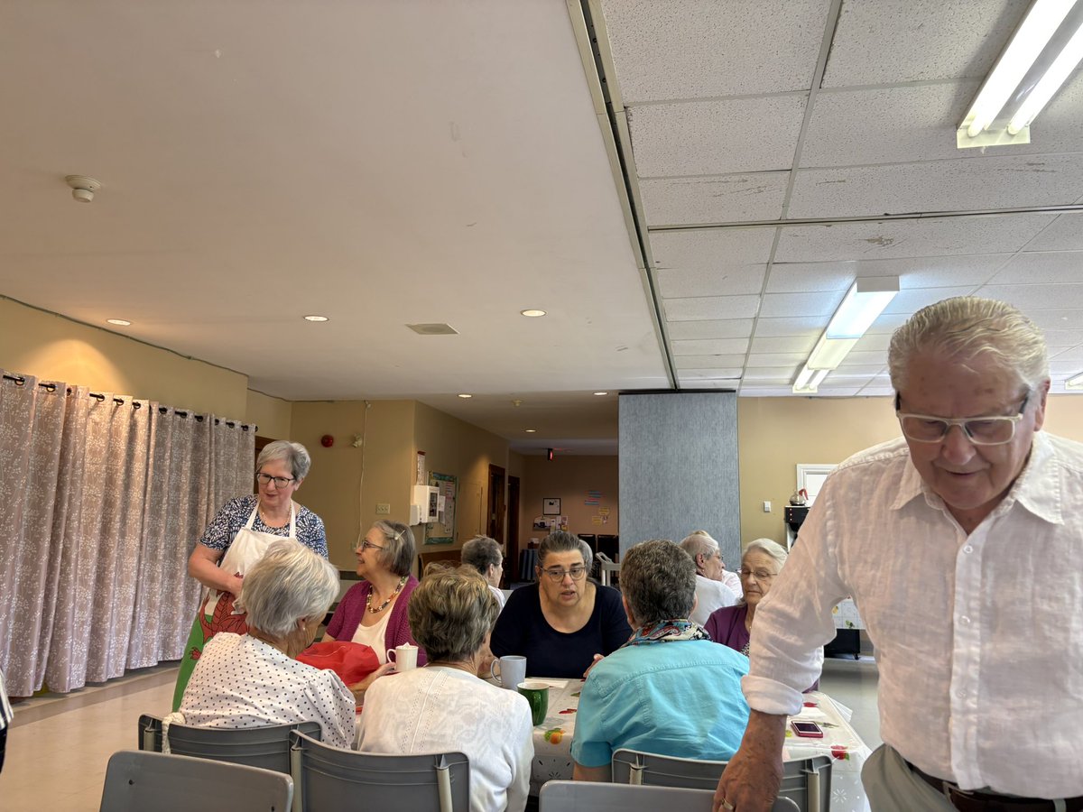 Great chatting with constituents and friends at the Church of the Good Shepherd this morning to their  Morning Coffee.
#CommunityMatters #MountPearl