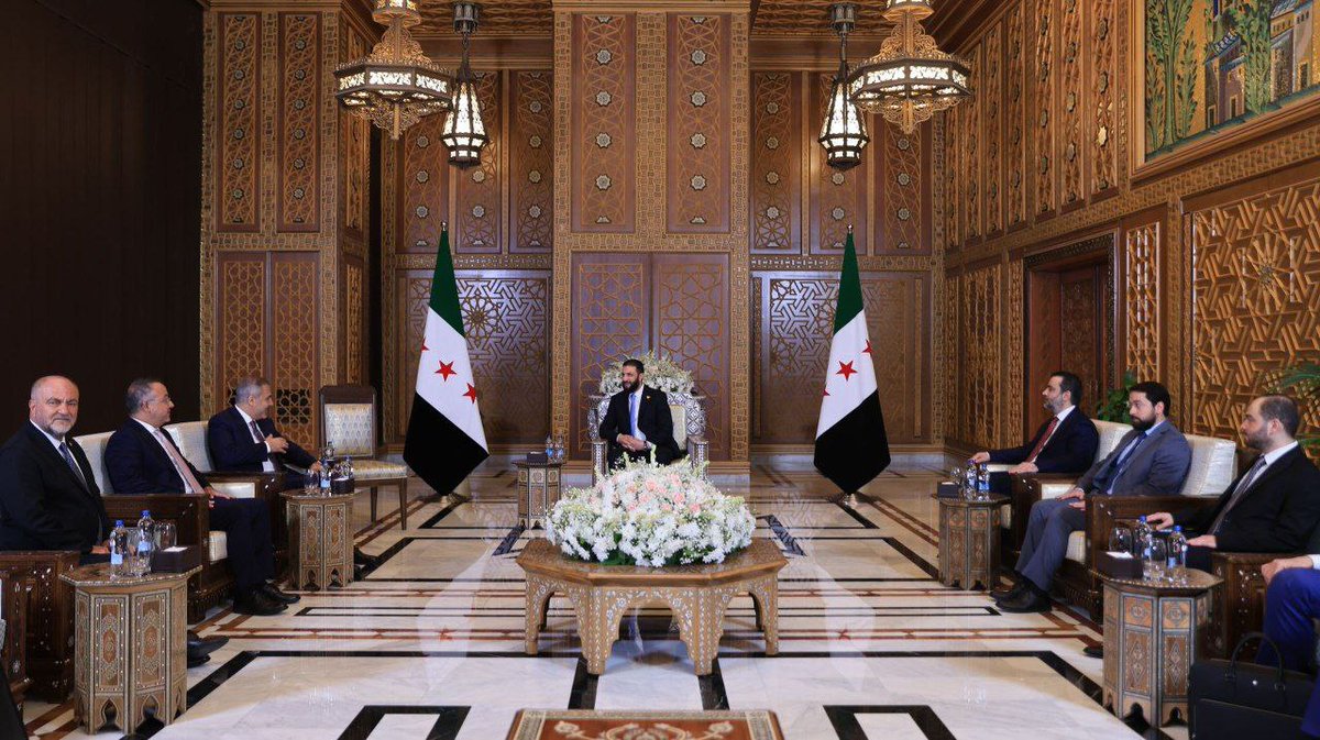 IDLIB POST tweet media