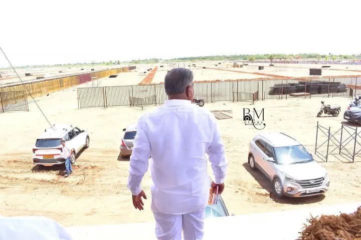 dharma68722291's tweet photo. வரலாறு படைக்க போகும் மதுரை 
#2_மாநில_மாநாடு மேடையில் கழக பொதுச் செயலாளர் அன்பு அண்ணன் 
திரு #N_ஆனந்த் அவர்கள். 

❤️💛❤️

திண்டுக்கல் கிழக்கு மாவட்ட தமிழக வெற்றிக் கழகம்... https://t.co/NSaO42KjqJ
