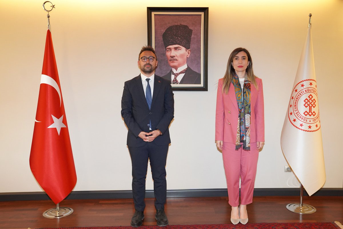 T. C. Alevi-Bektaşi Kültür ve Cemevi Başkanlığı (@alevibektasibsk) on Twitter photo Aksaray İl Kültür ve Turizm Müdürü Sayın Abdullah Oğuz, Başkanımız Sayın Esma Ersin’e hayırlı olsun ziyaretinde bulundu.
Nazik ziyaretleri ve iyi dilekleri için kendilerine teşekkür ederiz.
<a href="/abdullahoguzTr/">Abdullah Oğuz</a> Aksaray İl Kültür ve Turizm Müdürü Sayın Abdullah Oğuz, Başkanımız Sayın Esma Ersin’e hayırlı olsun ziyaretinde bulundu.
Nazik ziyaretleri ve iyi dilekleri için kendilerine teşekkür ederiz.
<a href="/abdullahoguzTr/">Abdullah Oğuz</a>
