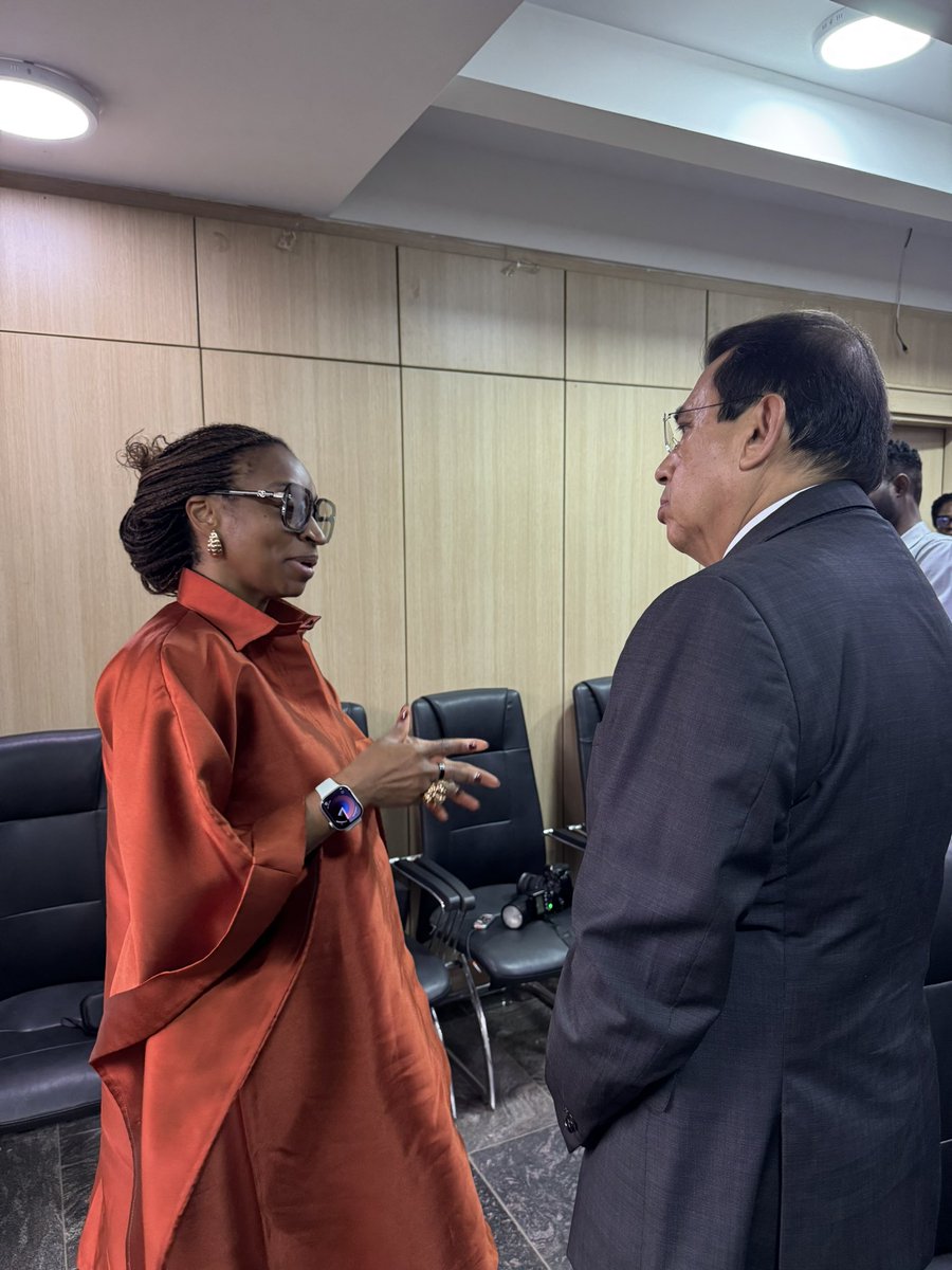 Seguimos construyendo una relación comercial fecunda y de larga duración entre #México 🇲🇽 y #Nigeria 🇳🇬.  Hoy fuimos recibidos por la Ministra de Industria, Comercio e Inversión de 🇳🇬, Dr. Jumoke Oduwole, con quien promoveremos importantes mecanismos bilaterales.