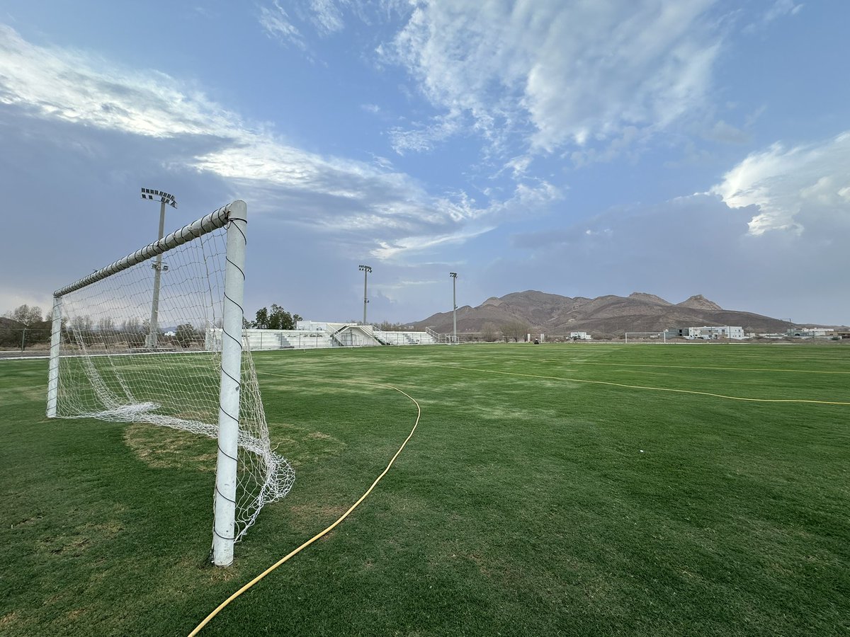 انتظرونا .. 

رؤية جديدة وطموح لايعرف المستحيل . 

#فريق_الخضراء 
#الخضراء_عطاء_ونماء 
#أكاديمية_الخط_الأخضر