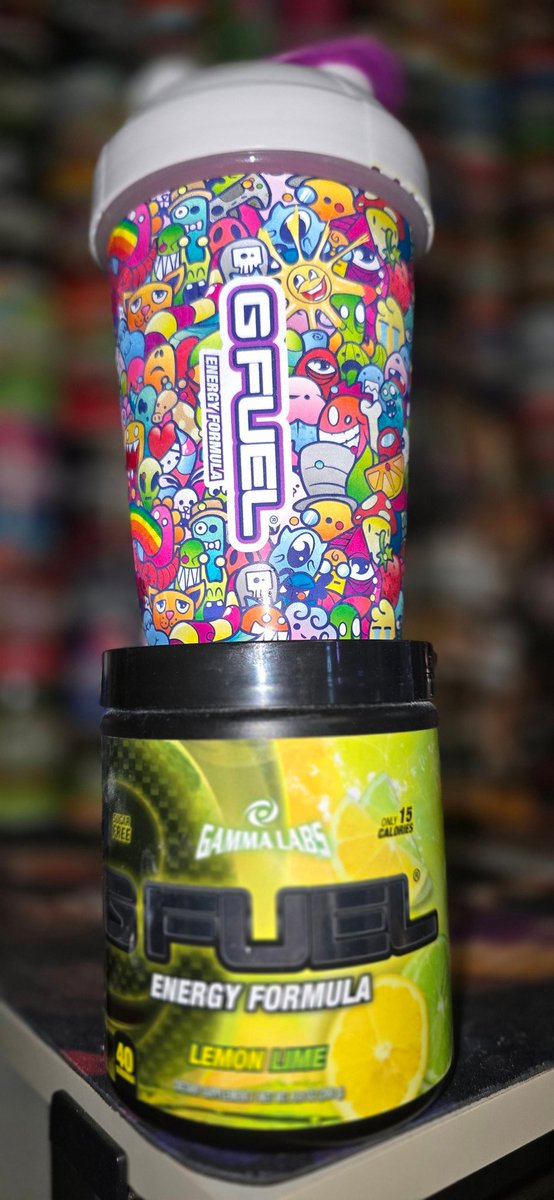 twitch.tv/kingmo420
About to dive into some #FinalFantasy content if anyone wants to join up. We got the OG Lemon Lime <a href="/GFuelEnergy/">G FUEL®</a> to power the stream. Whats your flavor of choice for today? #GFUEL 
Use Code "Kingmo" at gfuel.com/KINGMO to save on some of these
