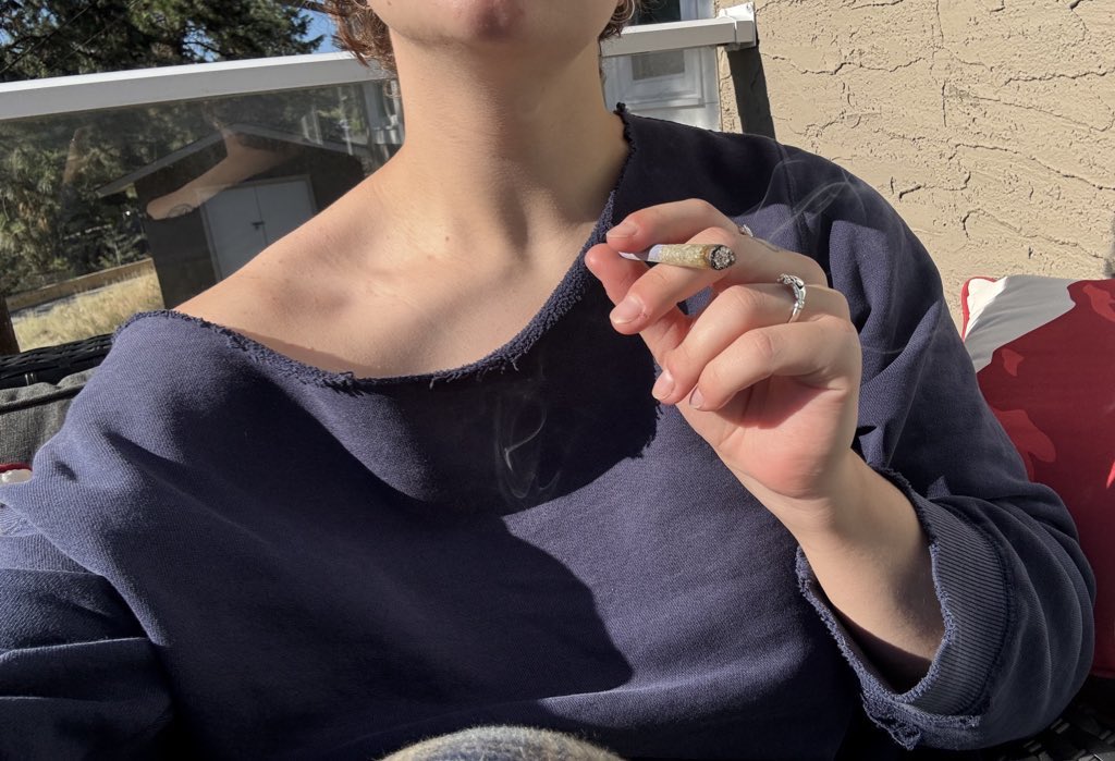 kaworufagg's tweet photo. not new just new pinned!!
your fave disordered Tboy
-rae
-he/him gay and taken
-20 (wont fb under 16)
-stats in bio!
-ugbmi 15
-stoner and sh addict
-fine arts major!
-talk to me about art, anime, videogames and music!!!

like and rt for moots plz🙏🏻🙏🏻 https://t.co/qlspGcVBQZ