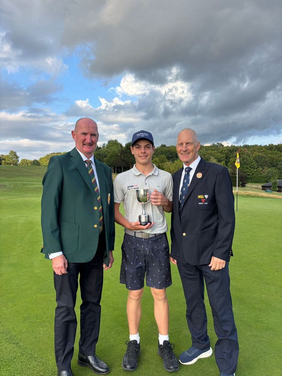 Kent teenager Justin Chenu has singled himself out as a golf star of the future after defeating some of the best juniors in England to win the prestigious Douglas Johns Trophy at Harewood Downs Golf Club – the unofficial under-15 national championship. kentsportsnews.com/chenu-set-to-b…