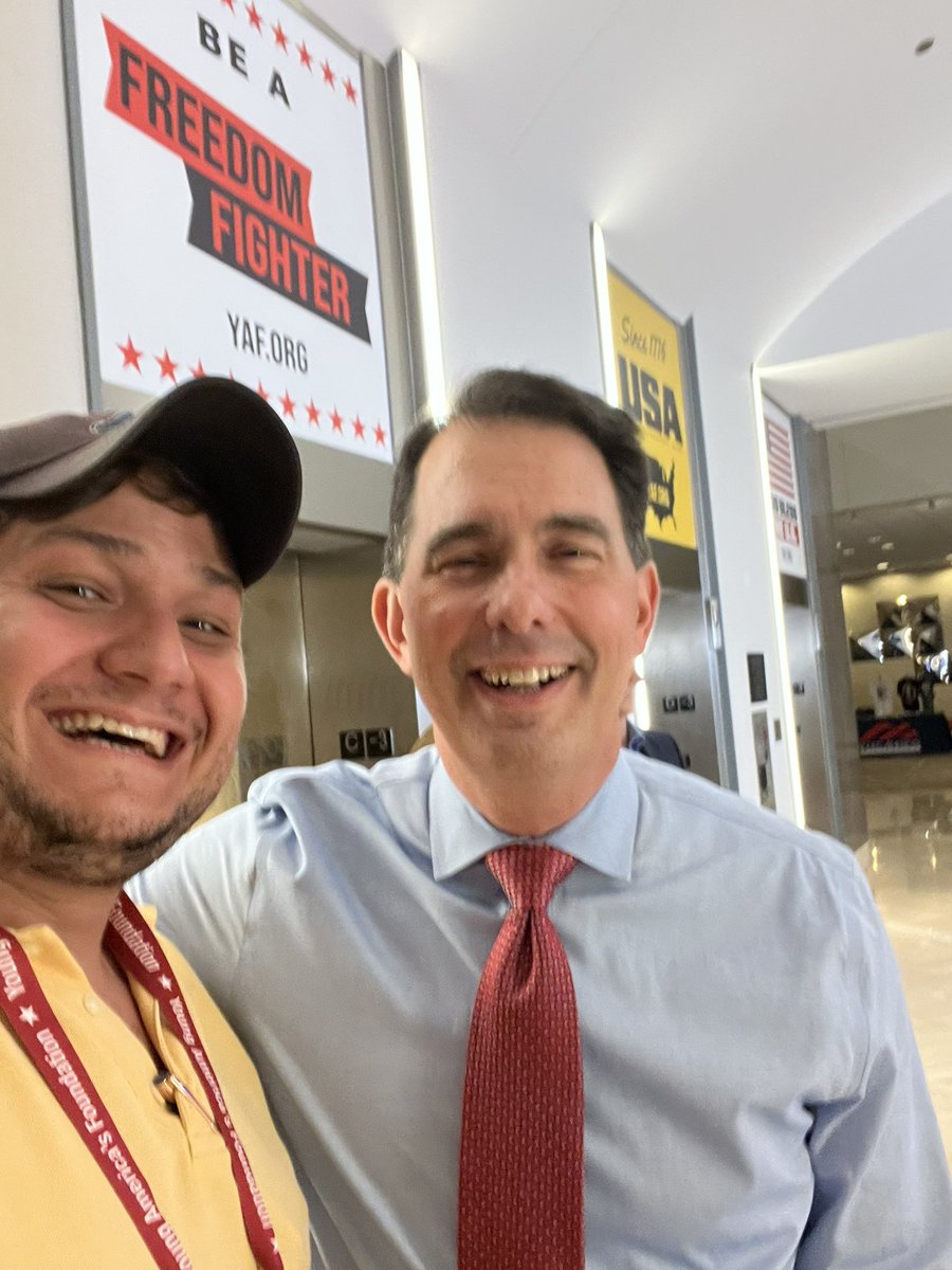 AdventistCowboy's tweet photo. @DanielDiMartino @NewReaganCaucus Governor @ScottWalker as the fearless @yaf president is always an inspiration. Conservatism and decency must go together and the governor is a decent man in an age of populist crazies. Thank you for not allowing YAF to become the clown show that is @TPUSA. #YAFCON https://t.co/WTrNYR32HN