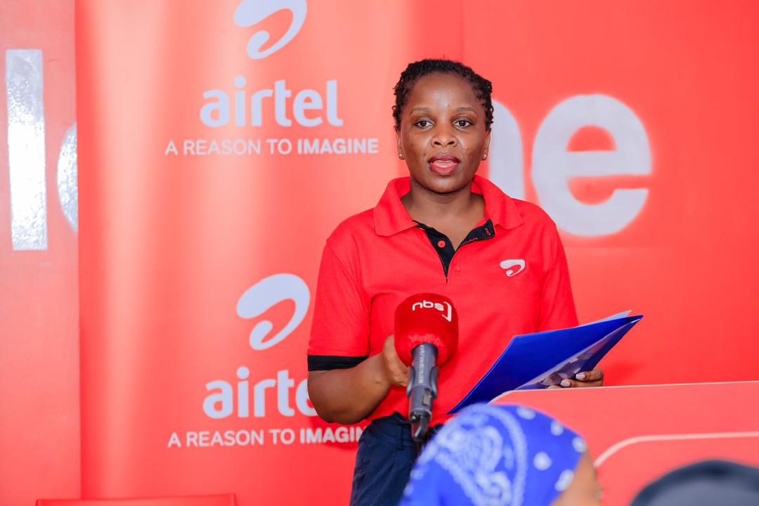 PeterTumusiime9's tweet image. In Sub-Saharan Africa, very few women work in software — just 2–8%. Airtel Uganda wants to change that.
Through #TechforHer, @AirtelAfrica is helping young women gain skills, confidence and opportunities to thrive in tech.
#AirtelCares #DigitalInclusion