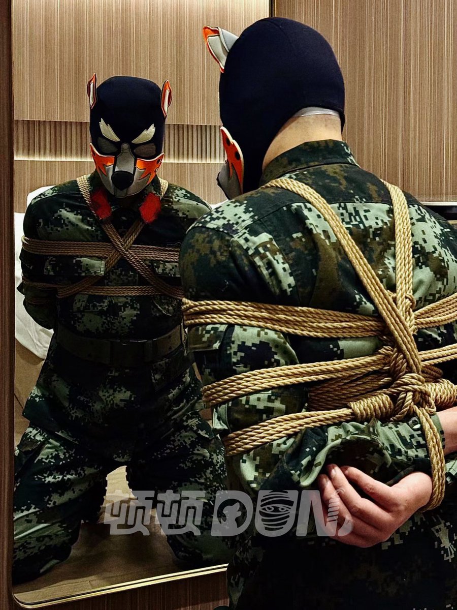 😶‍🌫️:<a href="/Nigolte/">高尔</a> 
🪢:<a href="/123456Ryanpeng/">蛋白粉</a>
