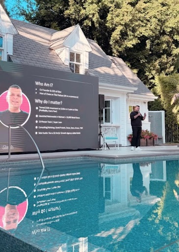 Over the weekend, I spoke at <a href="/slashapp/">Slash</a>'s E-Commerce 1% Summit. Usually when I speak at DTC events, I know half the room. At Slash, I knew maybe 2 people out of 150+.

—

When you’re comfortable with your crowd, there's this invisible safety net where I know people will give me