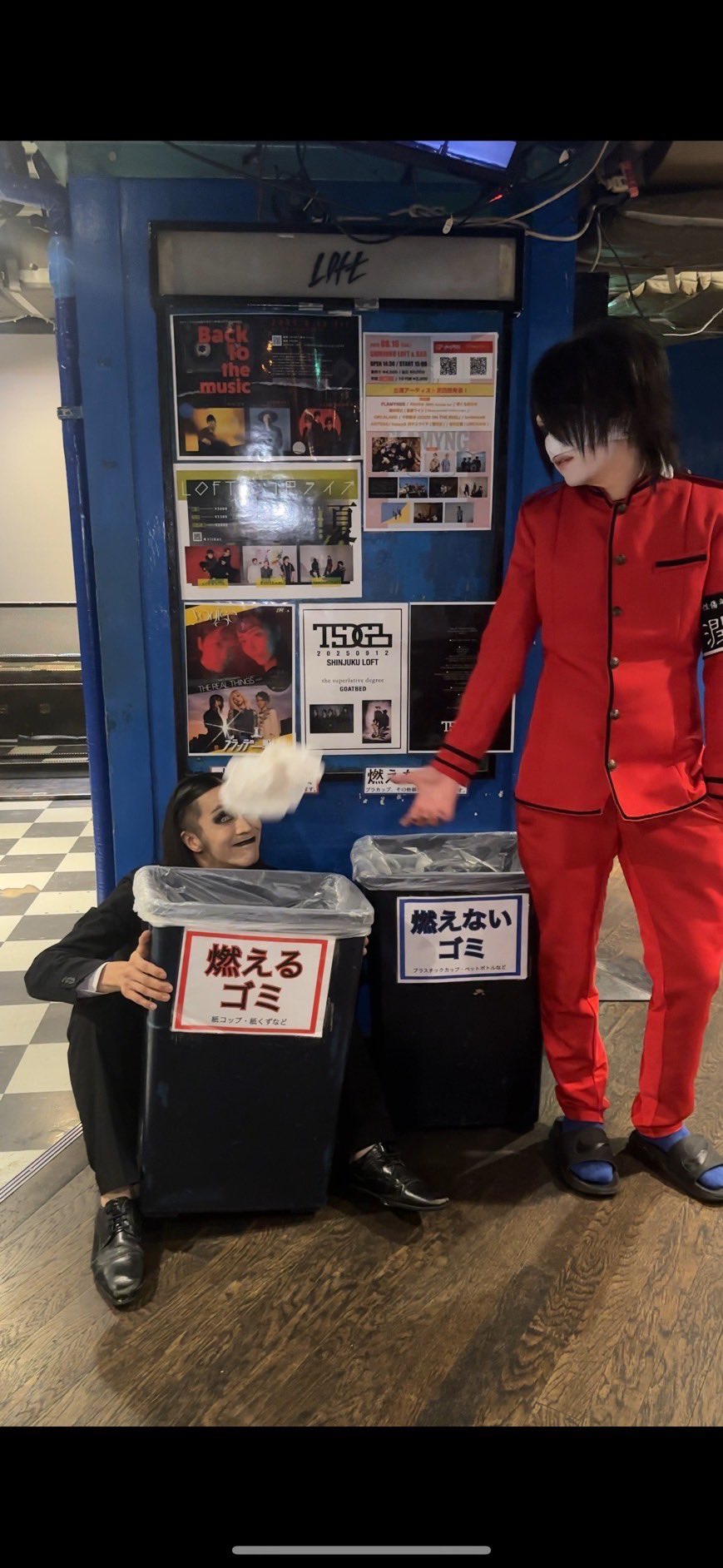 黒い11月/『黒い11月/(会場配布)』/極美品/ヴィジュアル系/V系/鐘ト銃声 鐘ト銃声 新アー写公開 潤-URU- . 8月31日(土)【無料チケット