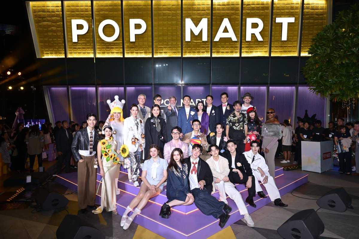 Hello_asian's tweet image. POP MART เปิดตัว Global Landmark Store แห่งแรกในไทย! ริมแม่น้ำเจ้าพระยา ณ ชั้น 7 ICONSIAM
#POPMART #POPMARTThailand #GlobalLandmarkStore 
#TheCrownOfRiver #SAWASDEEICONSIAM #Bestination

facebook.com/share/p/1F166F…

POP MART THAILAND ภายใต้การบริหารจัดการโดย POP MART INTERNATIONAL…