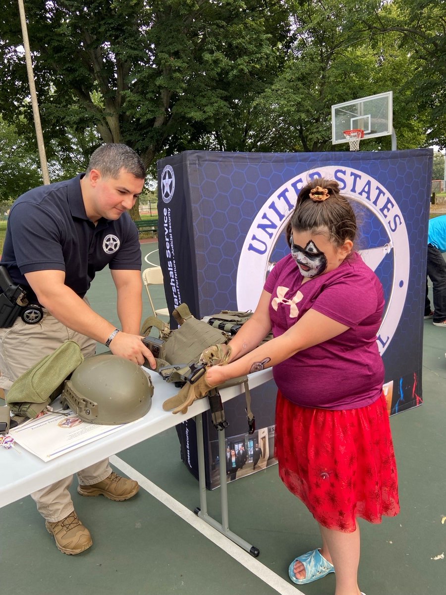 The District of Massachusetts participated in South Boston's National Night Out.

#USMarshals #NNO2025USMS