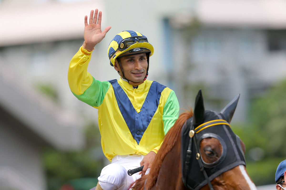 𝑪𝑶𝑵𝑭𝑰𝑹𝑴𝑬𝑫: <a href="/KarisTeetan/">karis Teetan 田泰安</a>'s rides on Shergar Cup Day <a href="/Ascot/">Ascot Racecourse</a>! 🖐️

1:35 – VENTURE CAPITAL
2:10 – ALMUHIT
2:45 – LA PULGA
3:20 – FRANCISCO’S PIECE
4:55 – GOLDEN MIND

#HKRacing | <a href="/AtTheRaces/">At The Races</a>