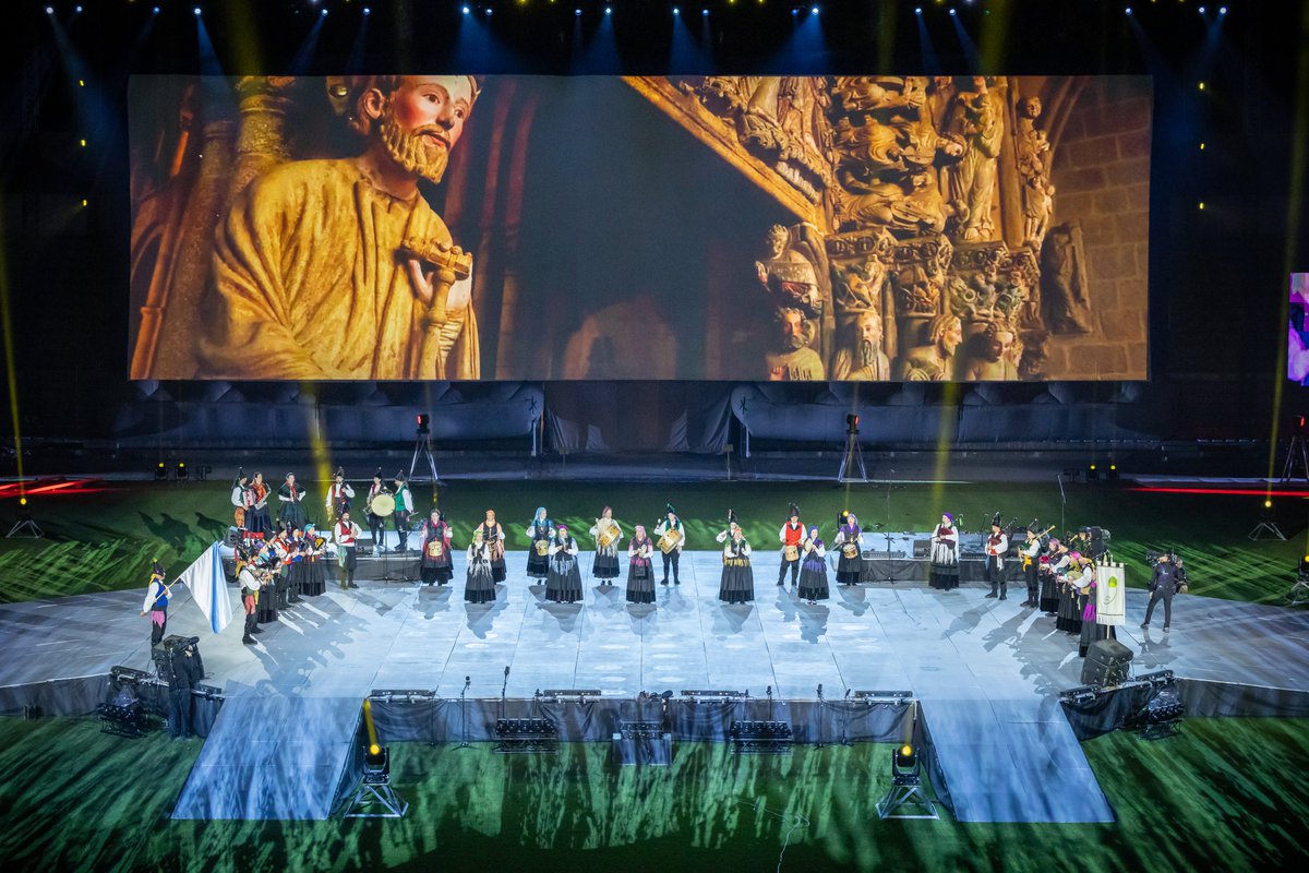 Festival Interceltique de Lorient | #interceltique25
🏟️ Horizons Celtiques, le grand spectacle nocturne au stade du Moustoir
🥁 + de 500 artistes des 8 nations celtes
💃 Font voyager chaque soir à travers leur musique, danses &amp; chant
❤️ Une immersion au cœur du monde celte