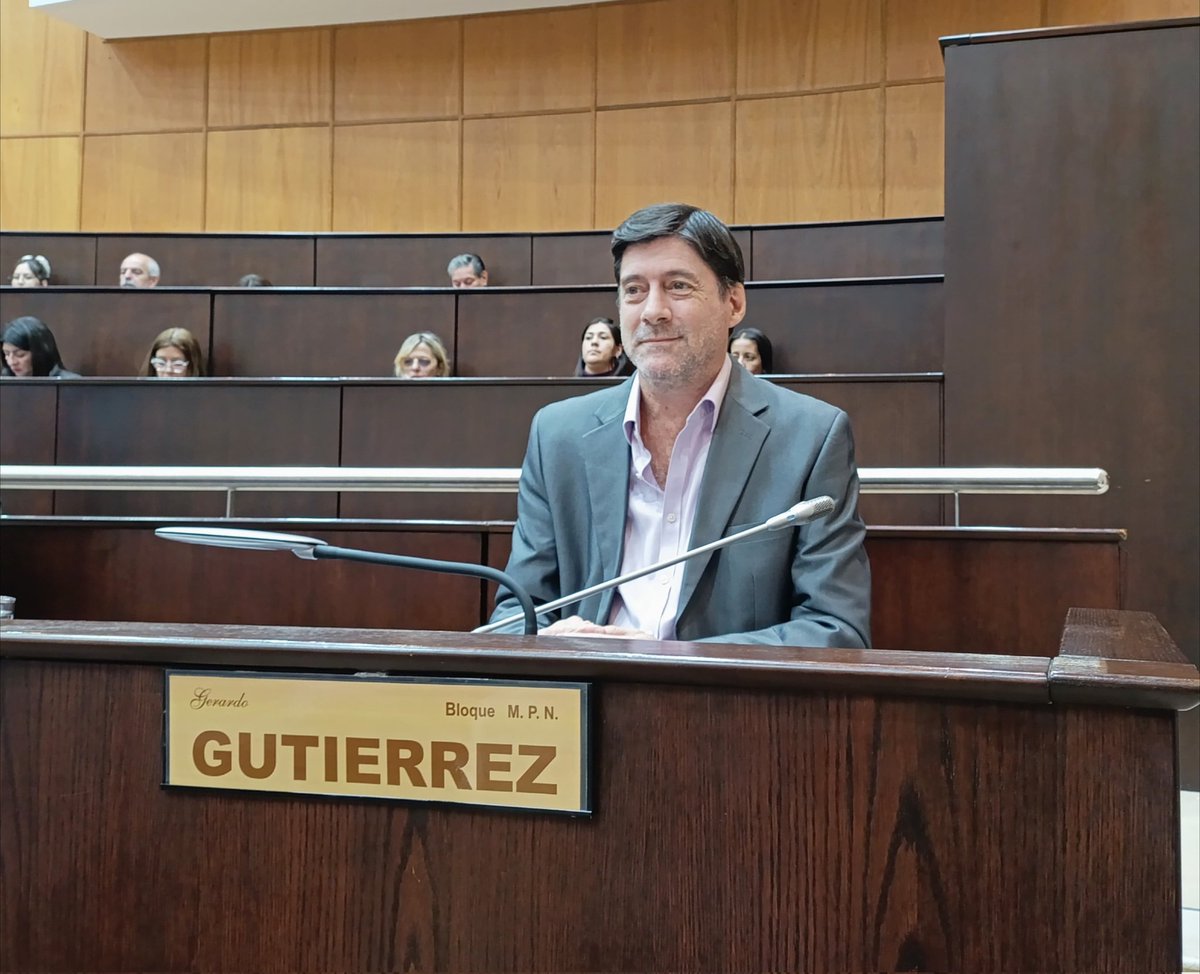 ¡#BuenJueves!🙌
#Ahora en la <a href="/LegislaturaNqn/">Legislatura de la Provincia del Neuquén</a> damos inicio a la 16a. Sesión Ordinaria con el honor y orgullo de izar nuestra bandera nacional. 🩵🤍🩵