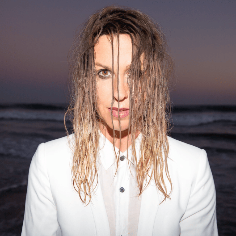 the_coveryard's tweet photo. You know we're going to hear some Alanis at our ALT DIVAS show on Thurs 9th Oct. 

But which song should we cover?

Head Over Feet?
You Oughta Know?
Ironic?

Maybe all three?

Get your tickets to find out: https://t.co/OqtjFp329t https://t.co/WOSYWOQIDy