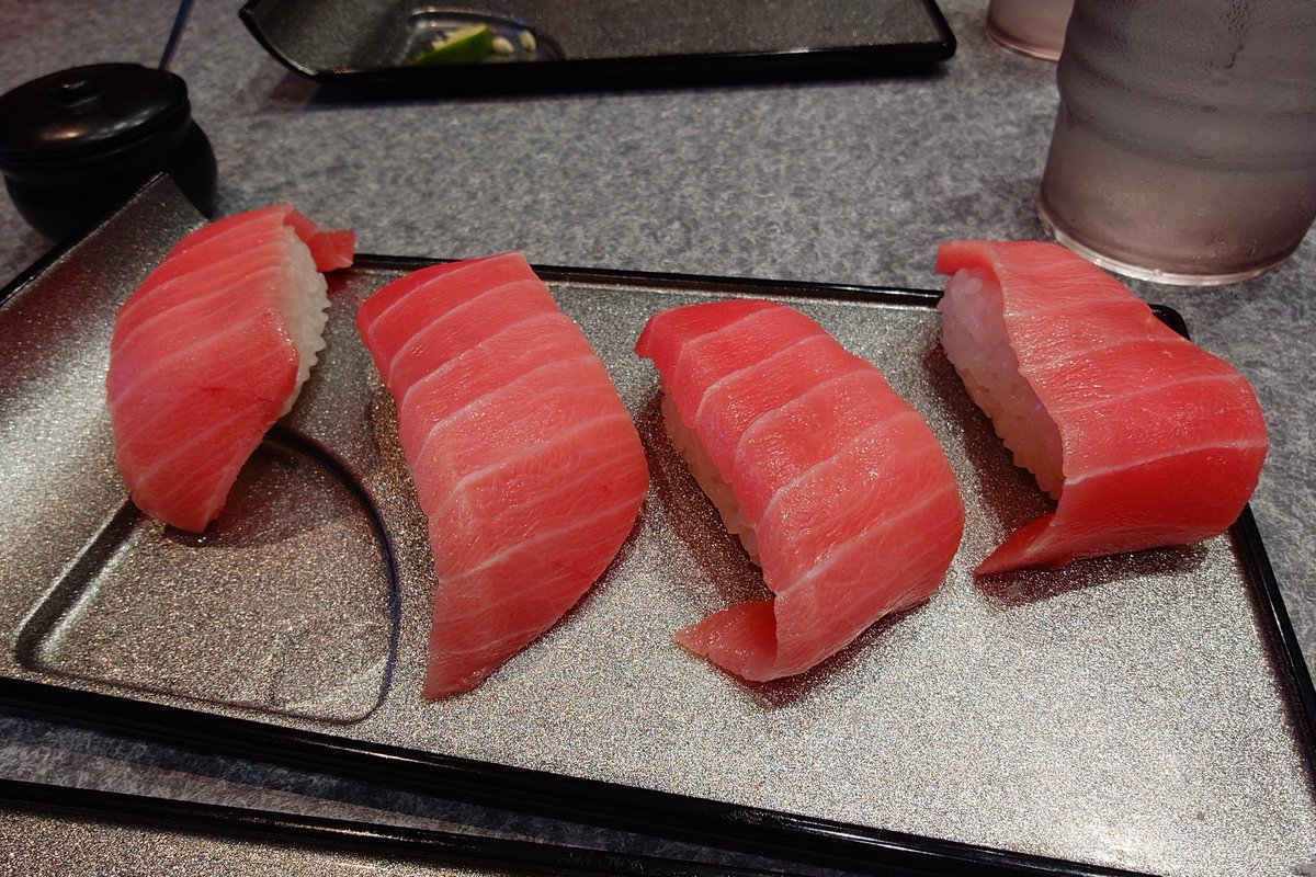 aki-sun-der (@akisunder_39) on Twitter photo ほっそが握ってくれた
中トロです🍣
勿体なくてなかなか食べられないって言ったら、早く食べてください🙂↕️
って言ってくれた!
美味しかったなぁ💗
美味しすぎたなぁ💗
<a href="/sushiichimon/">いちもん大将くん/群馬を握る、まぐろ問屋いちもんグループ、鰻まいもん焼き一生 広報・PR担当</a>
#群馬クレインサンダーズ
#細川一輝 ほっそが握ってくれた
中トロです🍣
勿体なくてなかなか食べられないって言ったら、早く食べてください🙂↕️
って言ってくれた!
美味しかったなぁ💗
美味しすぎたなぁ💗
<a href="/sushiichimon/">いちもん大将くん/群馬を握る、まぐろ問屋いちもんグループ、鰻まいもん焼き一生 広報・PR担当</a>
#群馬クレインサンダーズ
#細川一輝