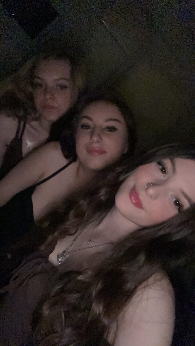 Können 3 Göttinnen im Alter von 20–21 Jahren Sie keusch halten?😋 😈🔐