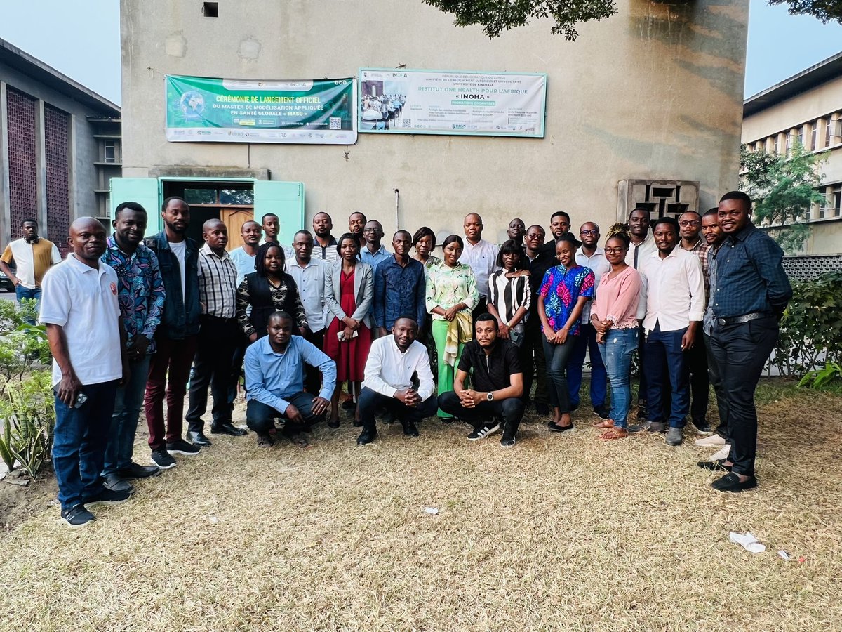 Inoha_Unikin's tweet image. Master 1 – Modélisation en santé globale
Fin du cours d’algorithmique avec le Prof. Célestin Tshimanga.
Des bases solides pour modéliser la santé autrement.
Merci pour cet enseignement rigoureux !
#SantéGlobale #Algorithmique #OneHealth #Data4Health