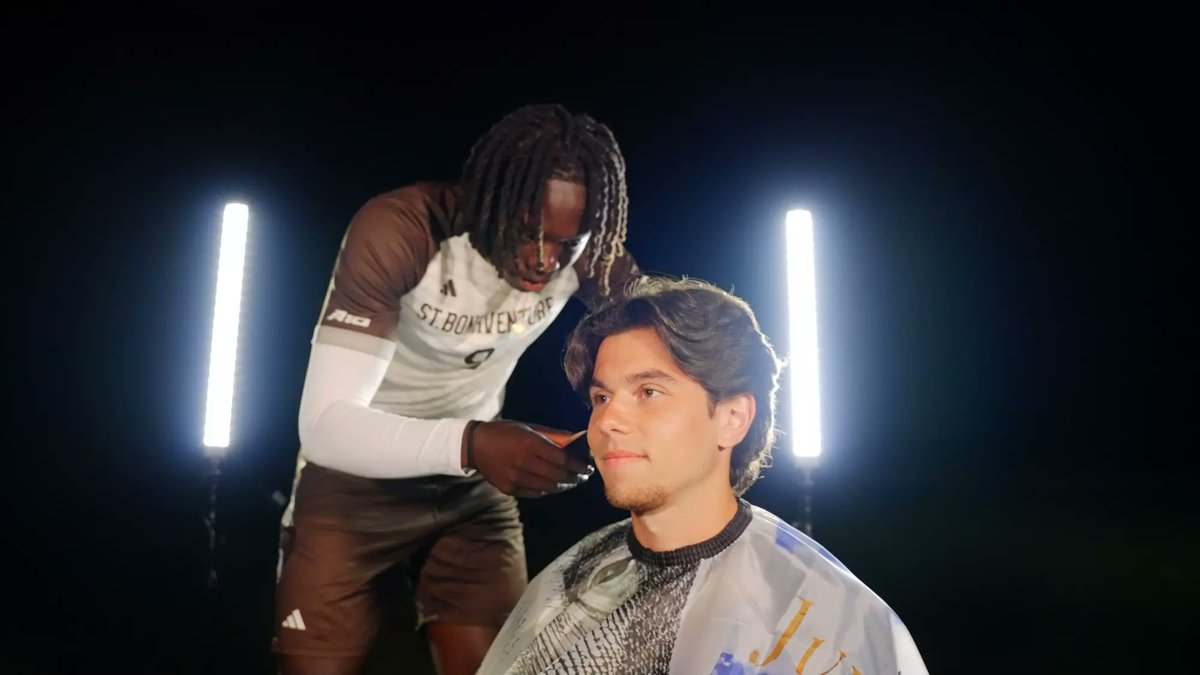 TRANSFER | Umechi Akuazaoku 🇳🇬 (22)

• Profesyonel kariyerine Sakaryaspor ile başlıyor.
• Daha önce ABD'de St. Bonaventure Üniversitesi futbol takımında oynadı.
• Genç, dinamik, uzun boylu ve güçlü fiziğiyle öne çıkıyor. Uzun vadede yetenek setini geliştirdiğinde, çıkış