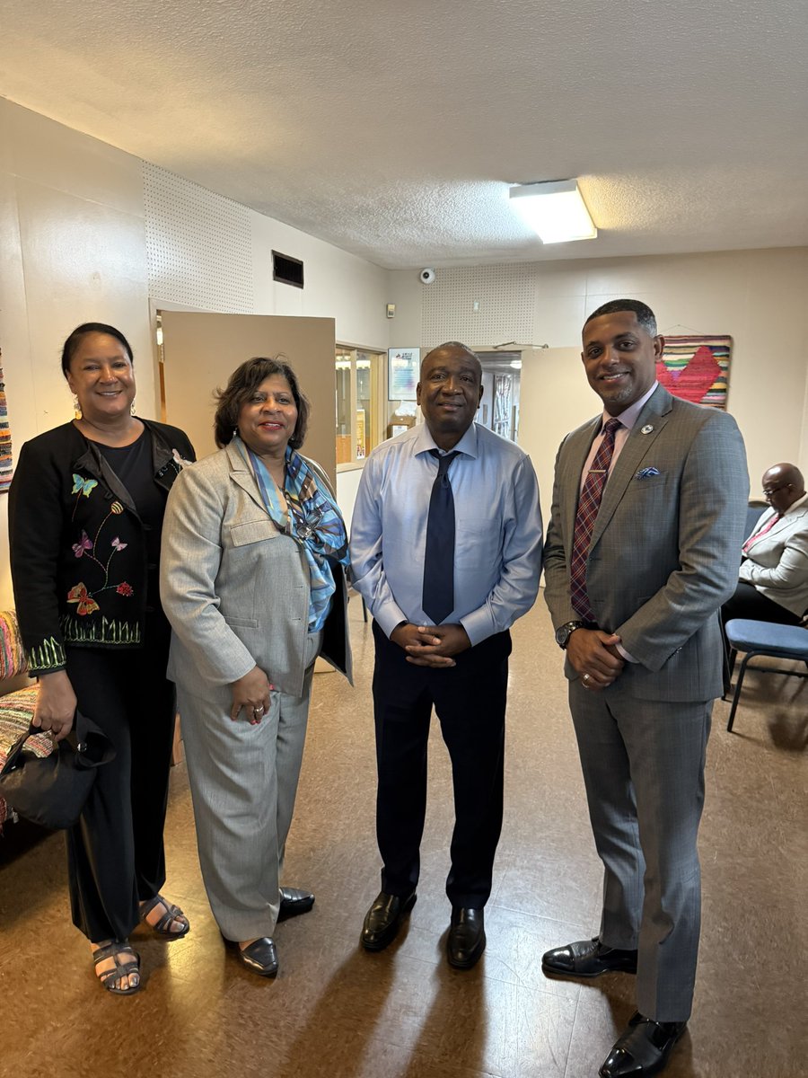RepFields's tweet image. Thank you, Lafayette Parish for giving me so much to take back to Washington. From redevelopment talks at Northgate Mall and a visit to the Holy Rosary Institute Project, to community stops at SMILE Community Center Project and Acadians CARES, and lunch at Creole Lunch House. We…