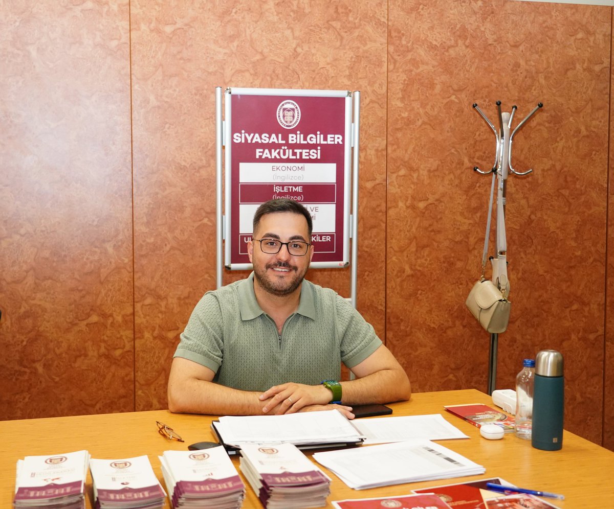 <a href="/ASBUedu/">ASBÜ</a> Tanıtım Günleri'nde gözleri ışıl ışıl üniversite adaylarımızı ve emektar velilerini bilgilendirdik.
<a href="/ASBUedu/">ASBÜ</a> olarak Tarihi Ankara'nın kalbindeyiz. 
<a href="/AsbuSbf/">ASBU Siyasal Bilgiler Fakültesi</a> olarak %100 İngilizce eğitim ve ikinci yabancı dil imkanı sunuyoruz.
<a href="/AsbuUib/">ASBÜ Uluslararası İlişkiler</a> olarak ise Türkiye'nin en iyi