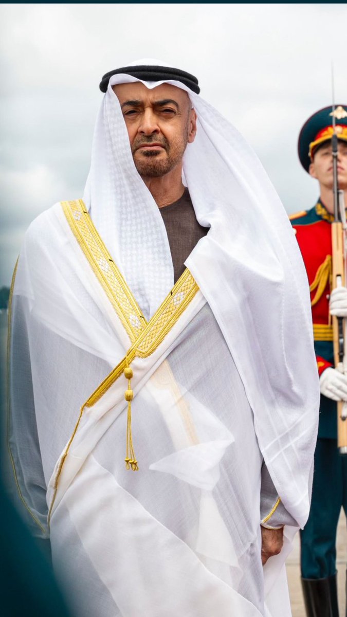 لو جمعنا هيبة رجال العالم لما بلغت ذرةً منه