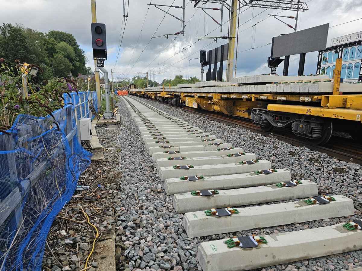 Manchester Piccadilly (@networkrailman) on Twitter photo ✨ New track for Mac✨
⏱️ We’re halfway through our £5.7m investment at Macclesfield station. The new membrane, ballast and sleepers are looking good!
Please check <a href="/nationalrailenq/">National Rail</a> for journeys until 📅 23 Aug. ✨ New track for Mac✨
⏱️ We’re halfway through our £5.7m investment at Macclesfield station. The new membrane, ballast and sleepers are looking good!
Please check <a href="/nationalrailenq/">National Rail</a> for journeys until 📅 23 Aug.