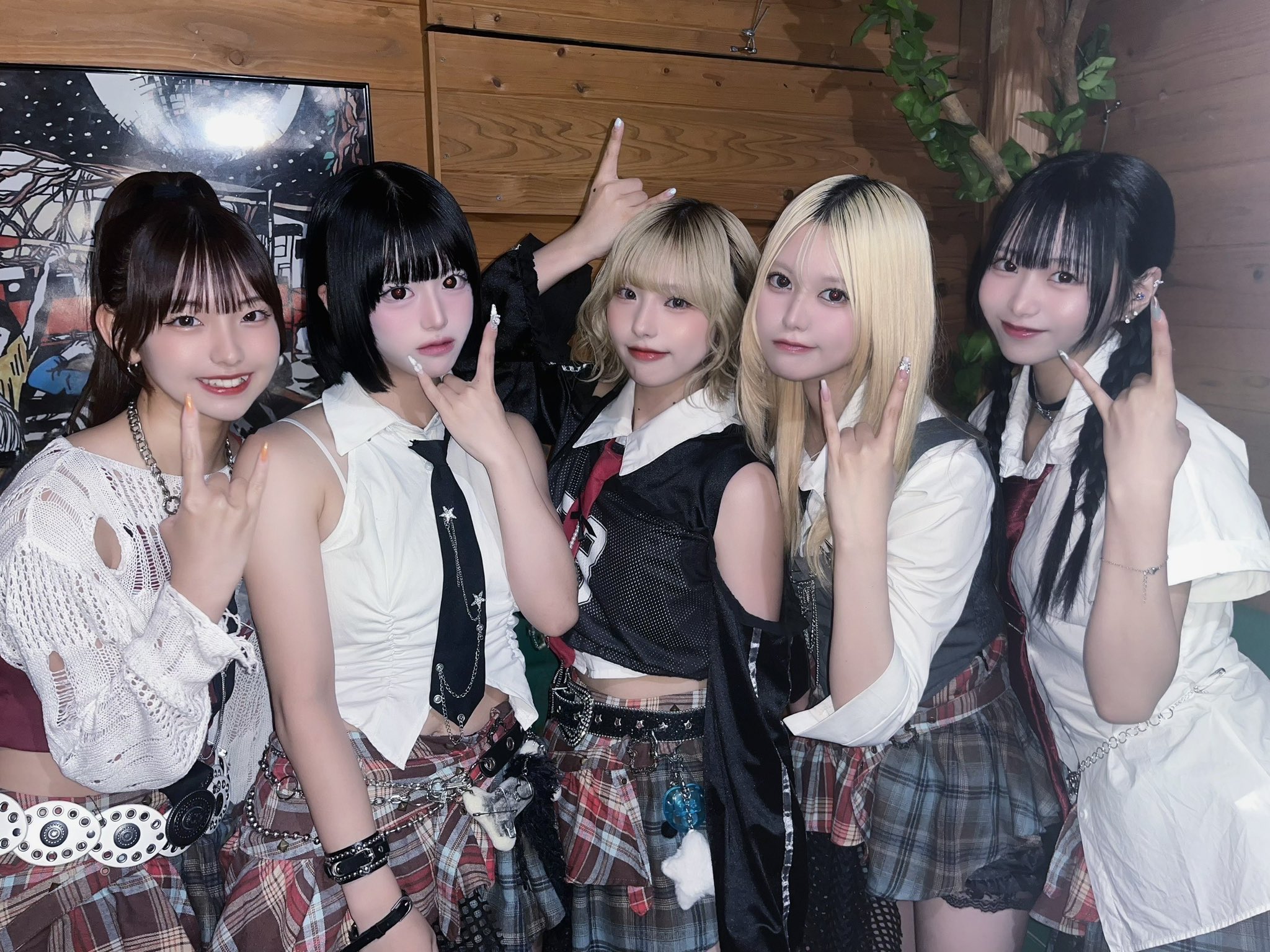 たぬワン Jewel 会場限定 ピンバッジ JINKS_official on X: 