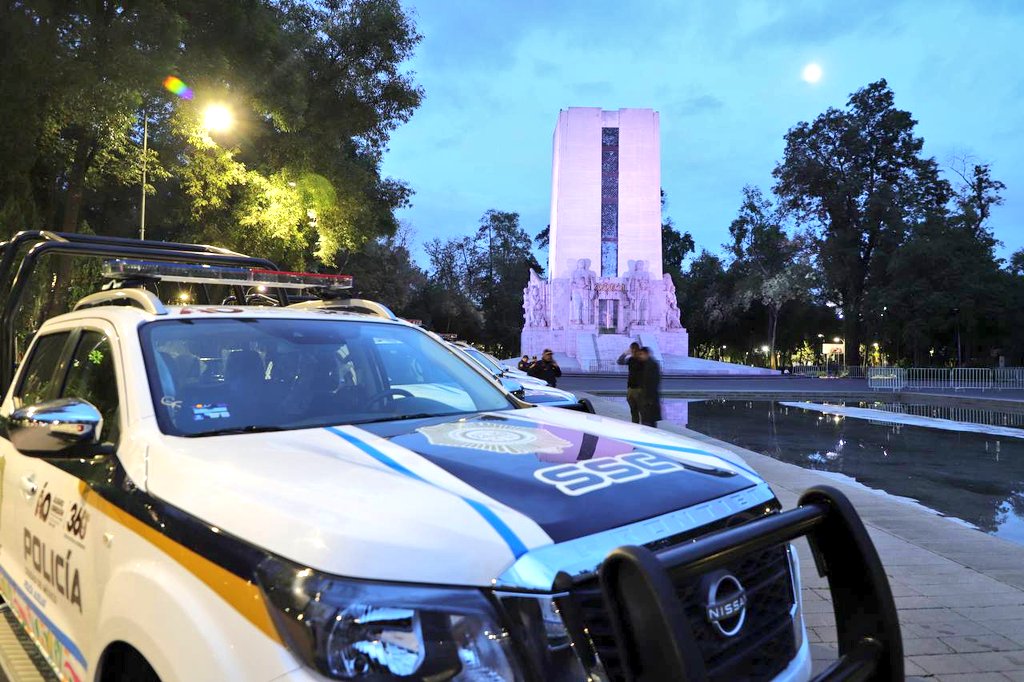 ¡Vecinas y vecinos, hoy es un gran día para Álvaro Obregón! 🚀 

Cumplimos uno de los compromisos más importantes: reforzar la seguridad en nuestras colonias y calles a través del Sistema Integral de #Seguridad360ÁO. En unos momentos haremos entrega de un nuevo parque vehicular