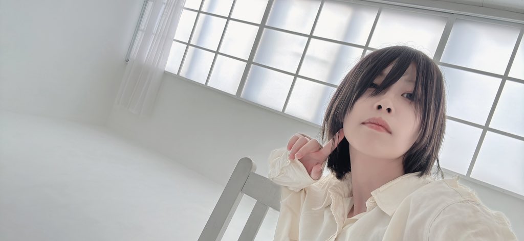 今日は撮影してました
そしてエアコン壊れてる部屋に帰ってきました

あち〜