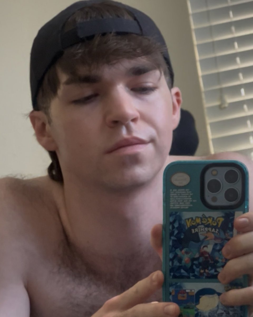 jooticus's tweet photo. me + my 3 favorite pokemon :D https://t.co/bP4Gcfp8qM
