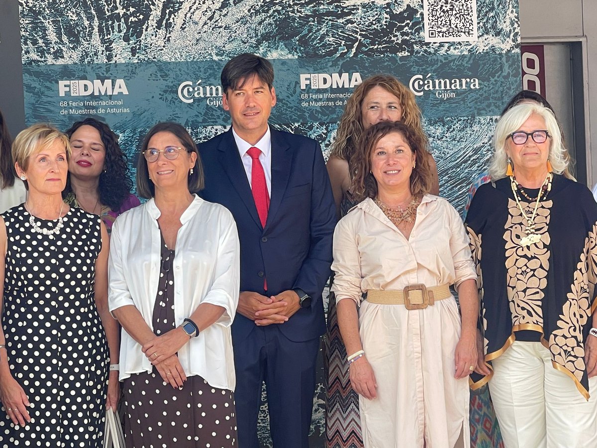 psoegijon's tweet image. La #FIDMA refleja los valores europeos a través de la participación ciudadana, el #diálogo, la actividad económica y comercial, la diversidad cultural, entre otras cuestiones. 

🇪🇺Hoy celebramos el Día de Europa en la @Feriasturias