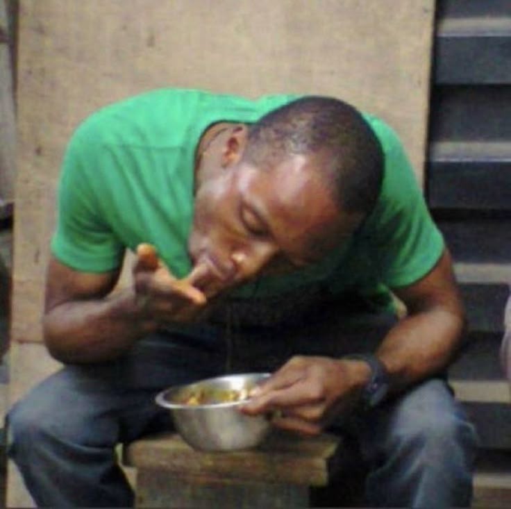 MahdSetting's tweet image. Sharp Chow customers everyday.