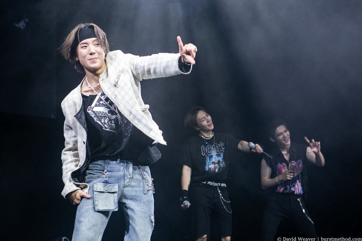 burstmethod's tweet photo. #Otakon2025 is TOMORROW! Are you ready to rock?? This time, we're featuring concert shots of BACK-ON, ALL OFF, JUST B, and ALTIMA! 

@Otakon @info_backon @JUSTB_Official #jrock #kpop #concertpics #otakon #concertphotos #livemusicshots https://t.co/xtdTAJZJmu