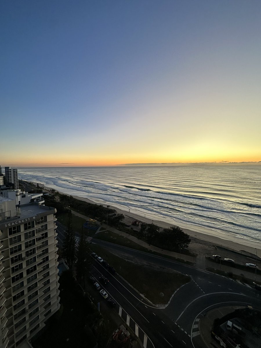 MissDuffyy's tweet photo. The best 5 weeks travelling the east coast of Australia 🇦🇺🤍

Finished by landing to a job offer🥳 Feeling v lucky and v grateful to return to the classroom next week❤️🍎 https://t.co/vJXBD0jNNp