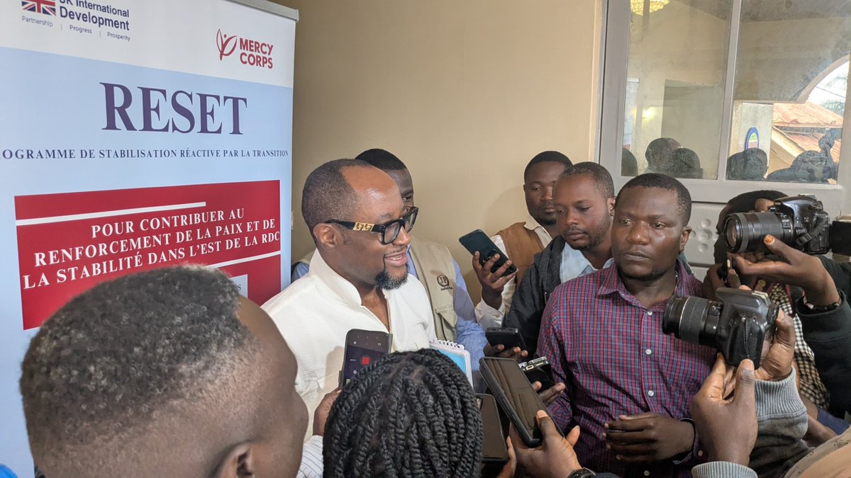 MercyCorpsRDC's tweet photo. #Bunia : 20 journalistes ont été briefés sur le programme #RESET financé par @FCDOGovUK pour renforcer l'engagement des médias sur les questions de paix et de stabilisation.
#JUSTICEPLUS, @sofepadi, @IOMinDRC , @CORACON_DRC https://t.co/eMOujkOqla