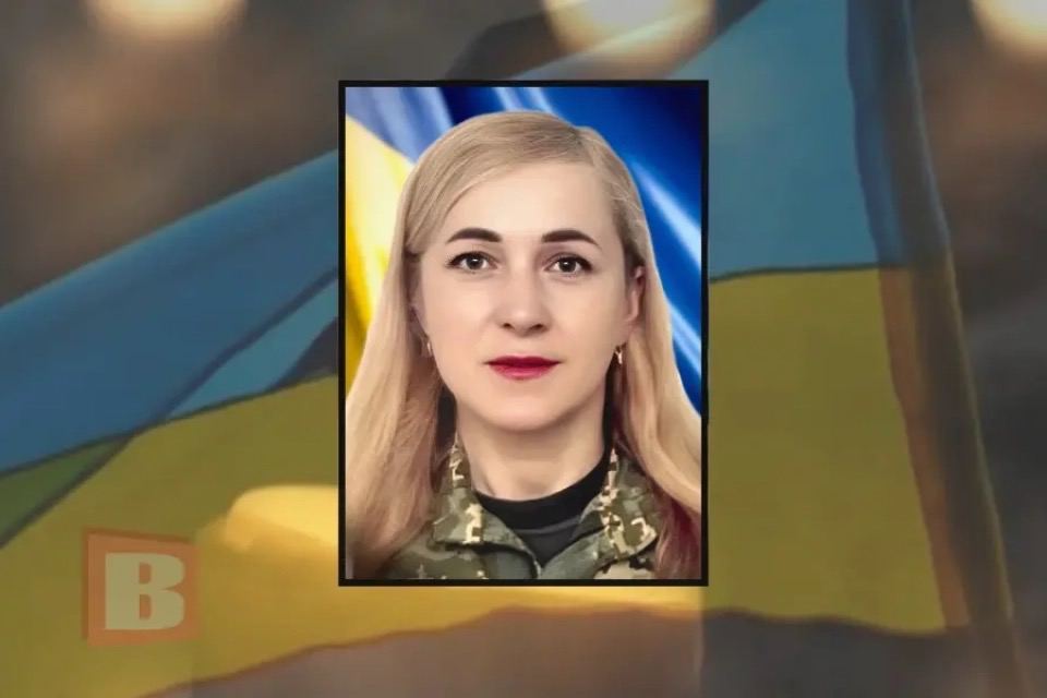 На Хмельниччину «на щиті» повертається захисниця Людмила Нінадовська

Життя Людмили Миколаївни обірвалося 2 липня 2025 року на Харківщині. Їй назавжди 51 рік