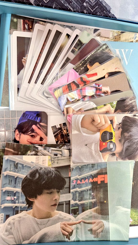 돈 없어서 낮 버전만 샀는데 너무 예쁘다😍