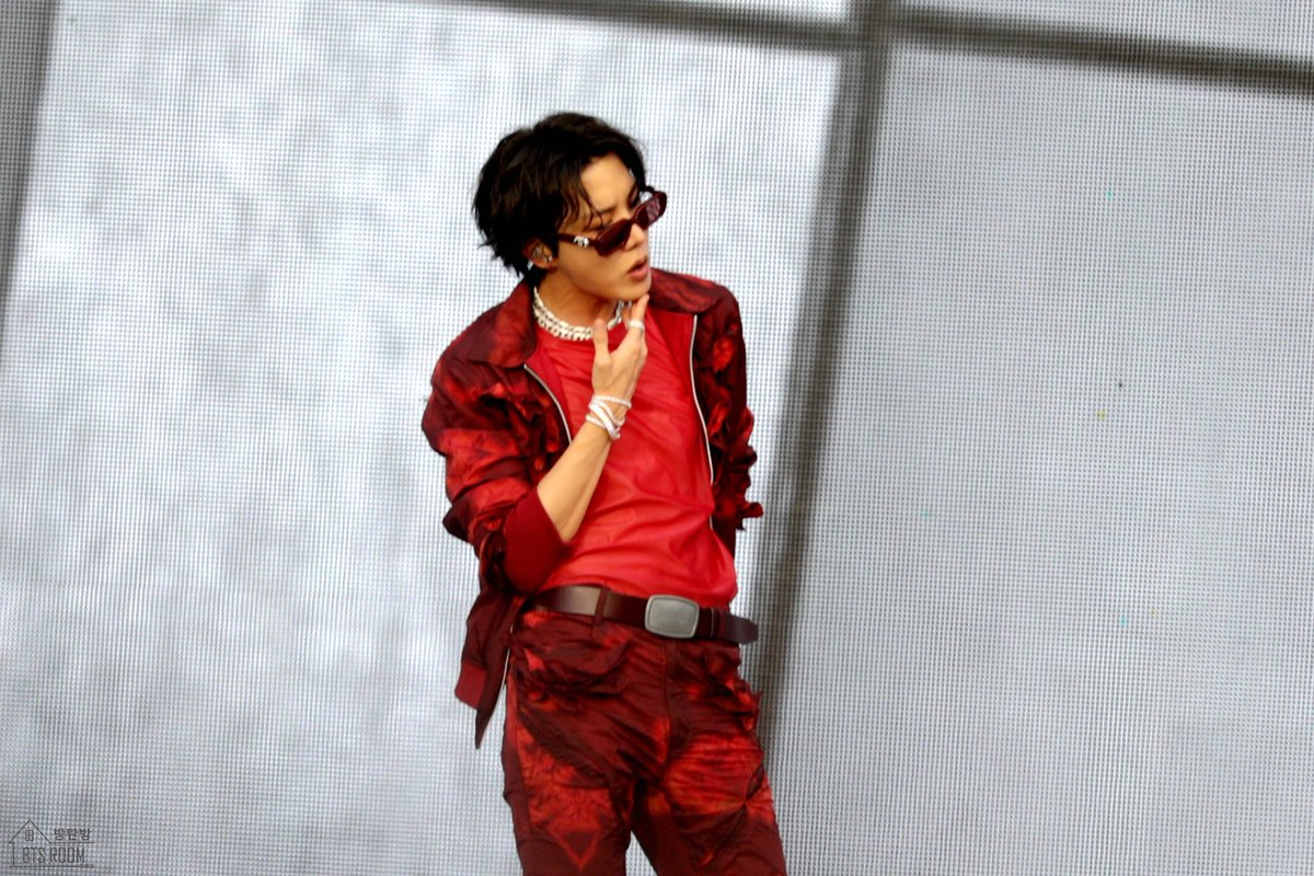 BTS Room 방탄방 防彈房 tweet media