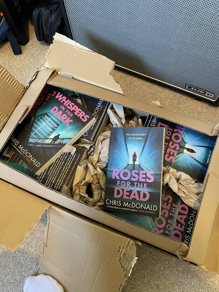 Chris McDonald / Chris Frost 🎄 (@cmacwritescrime) on Twitter photo That <a href="/MWCravenUK/">M.W. Craven</a> may have a fancy knife, but I had a rabid 7 year old to help me with my unboxing!
Erika Pipers are in the (my) house! That <a href="/MWCravenUK/">M.W. Craven</a> may have a fancy knife, but I had a rabid 7 year old to help me with my unboxing!
Erika Pipers are in the (my) house!