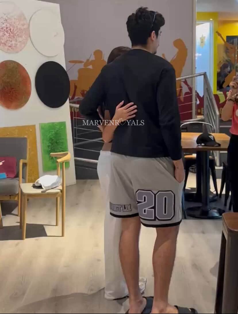 MizilleMagistr1's tweet photo. OMGGGG!!!! Binuhay nyo uli ang naghihingalo kong PUSO!!! 😭😭😭sobrang babaw pero iba ang saya kong makita kayo ulit na ganito! Kaya diko kayo sinusukuan at patuloy na kakapit sa inyo! i Trust GOD! 🙏🙏🙏🫶🙌💙😍 @hperalejo @itsmeMarcoG 

#MarVen #HeavenPeralejo #MarcoGallo https://t.co/Kp1gSCeBJu