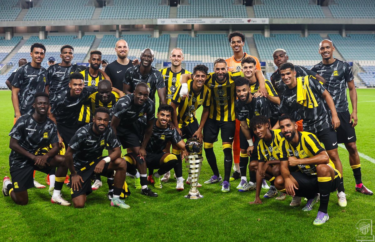 Danilo Pereira (@iamdanilop) on Twitter photo Algarve preseason done โ
๐ต๐น
We worked hard on and off the pitch โฝ Ready for the challenges coming our way ๐ช๐ฟ Algarve preseason done โ
๐ต๐น
We worked hard on and off the pitch โฝ Ready for the challenges coming our way ๐ช๐ฟ