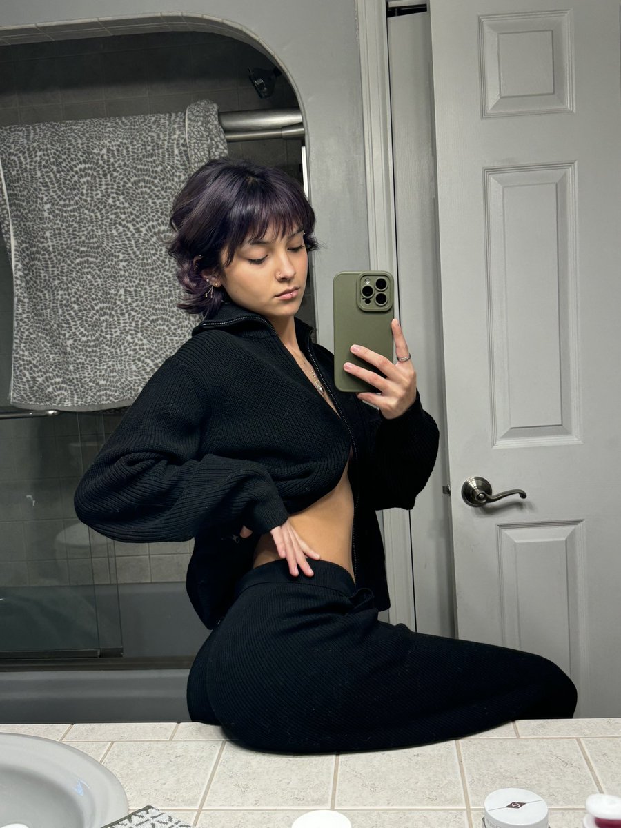 Describe me in one word 🥺 be honest