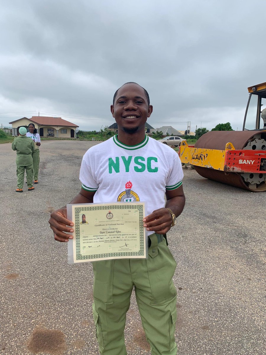 benifty01's tweet photo. I answered the call. I served. I conquered. Now it’s time for the next chapter 📖🎉
Congratulations to me on my POP
#NYSC #nyscpop #nysc2025 https://t.co/esdcTo20YX