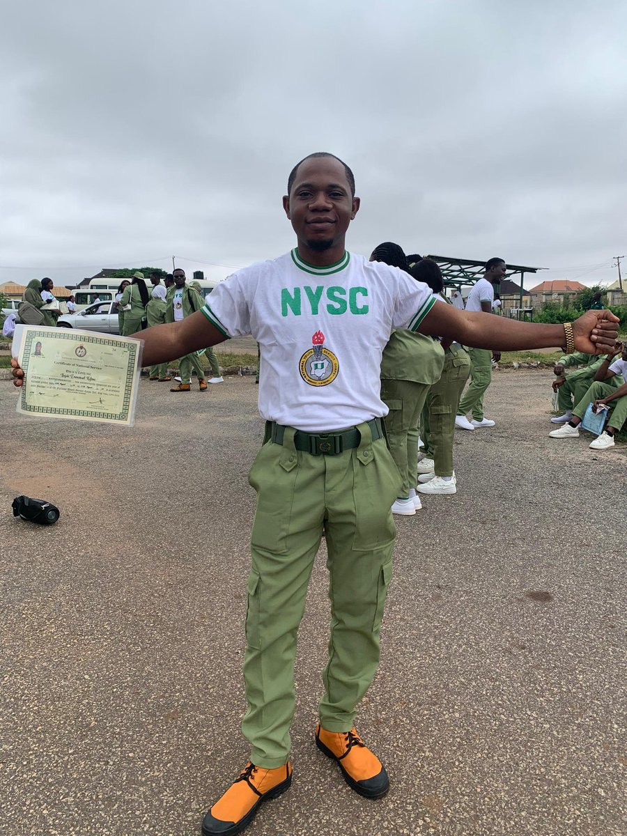 benifty01's tweet photo. I answered the call. I served. I conquered. Now it’s time for the next chapter 📖🎉
Congratulations to me on my POP
#NYSC #nyscpop #nysc2025 https://t.co/esdcTo20YX