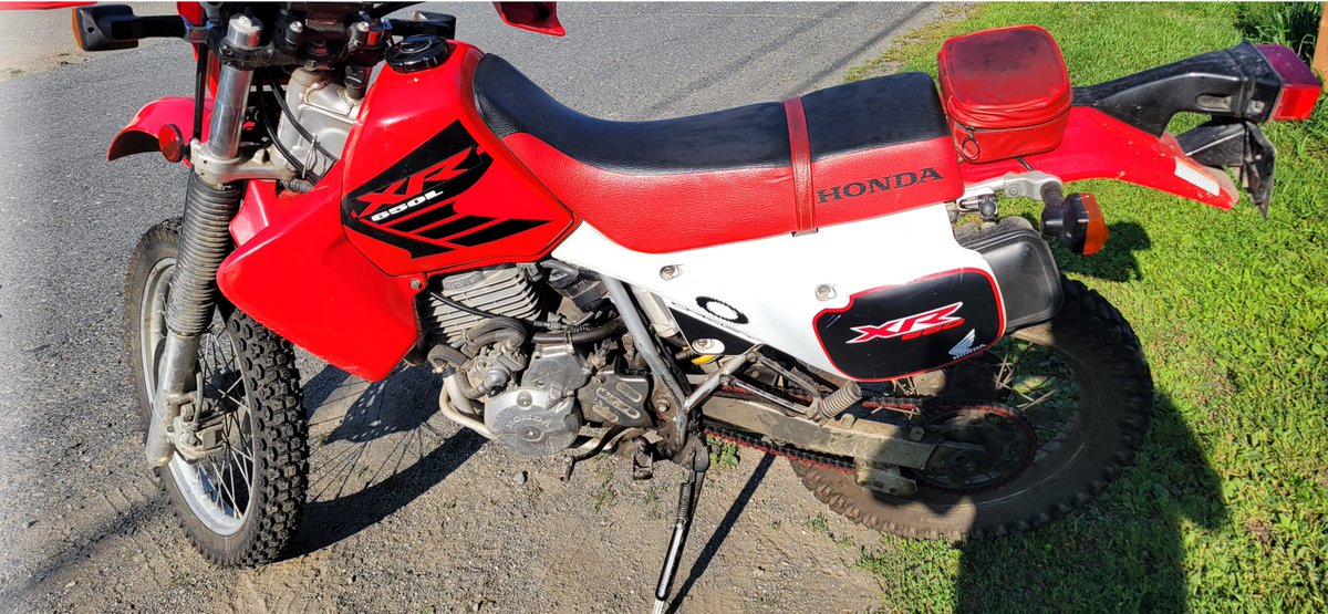 RCMPNB's tweet photo. Have you seen this stolen dirt bike? #Aroostook https://t.co/P2bsrFJW3W https://t.co/L6er04pC9l
