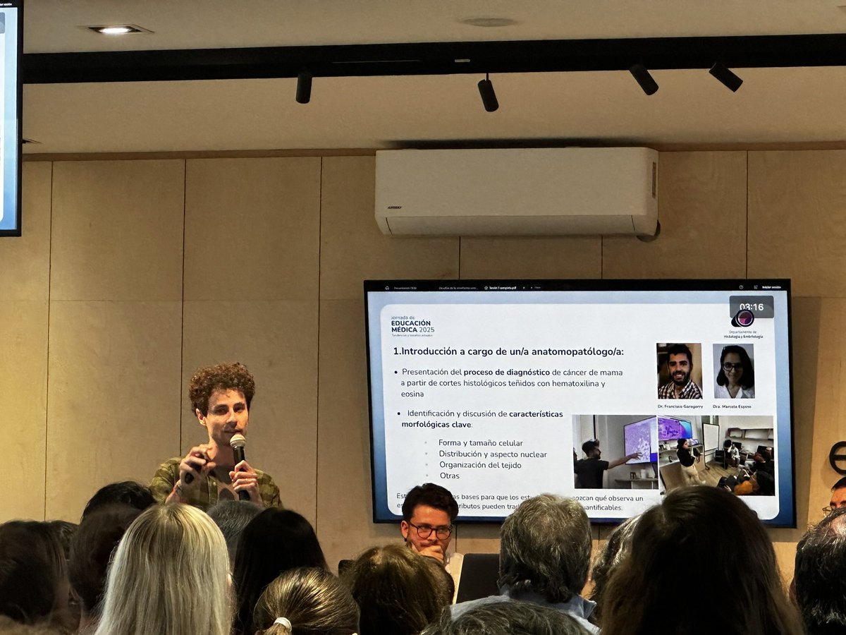 Aquí Bruno Pannunzio presentando su experiencia enseñando fundamentos de IA a estudiantes de medicina y aplicaciones en histología/AP  (en la optativa Profundización en Histología y Embriología) <a href="/histoemb/">Histología y Embriología Fmed</a> 
🔬🤖