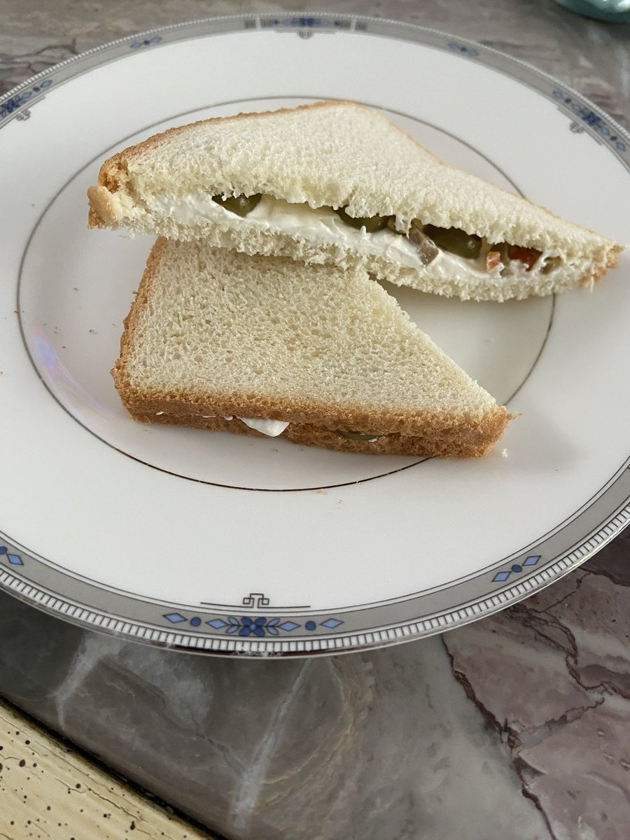 SqueakynBB (@squeakynb) on Twitter photo Mom is eating this weird lunch. She says I won’t like it. Isn’t that up for me to decide? Do any of you know what it is or ever eaten one? 💛 <a href="/DebraD17888013/">Debra D</a> <a href="/Andy18512371/">Maggie and 🌈 Scribbles 🌈</a> <a href="/Marina935home/">Marina Mueller</a> <a href="/starbuckssue/">💜Tia 🧡Phoebe 😇❤️Angel Plum 😇💙Angel Boo ⛅️🌈⛅️</a> <a href="/MrsToggit/">Pickle 🤍🖤Finlay🧡🤍 & 🌈Skweek 🤎🤍 & 🌈Bubble🤎</a> <a href="/Wackelkasper/">Oscar, Sunny&Barney 🐈🐈</a> <a href="/FreddyKitty/">KittyFreddy</a> <a href="/Eliot01375004/">Eliot, big brofur of Atwood & Borys 🇦🇺 🇺🇦</a> Mom is eating this weird lunch. She says I won’t like it. Isn’t that up for me to decide? Do any of you know what it is or ever eaten one? 💛 <a href="/DebraD17888013/">Debra D</a> <a href="/Andy18512371/">Maggie and 🌈 Scribbles 🌈</a> <a href="/Marina935home/">Marina Mueller</a> <a href="/starbuckssue/">💜Tia 🧡Phoebe 😇❤️Angel Plum 😇💙Angel Boo ⛅️🌈⛅️</a> <a href="/MrsToggit/">Pickle 🤍🖤Finlay🧡🤍 & 🌈Skweek 🤎🤍 & 🌈Bubble🤎</a> <a href="/Wackelkasper/">Oscar, Sunny&Barney 🐈🐈</a> <a href="/FreddyKitty/">KittyFreddy</a> <a href="/Eliot01375004/">Eliot, big brofur of Atwood & Borys 🇦🇺 🇺🇦</a>